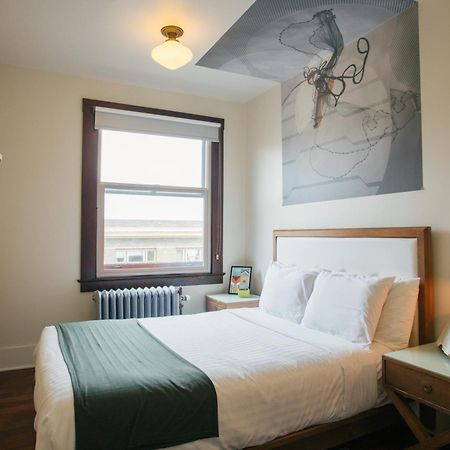 Commodore Hotel Асторія Екстер'єр фото